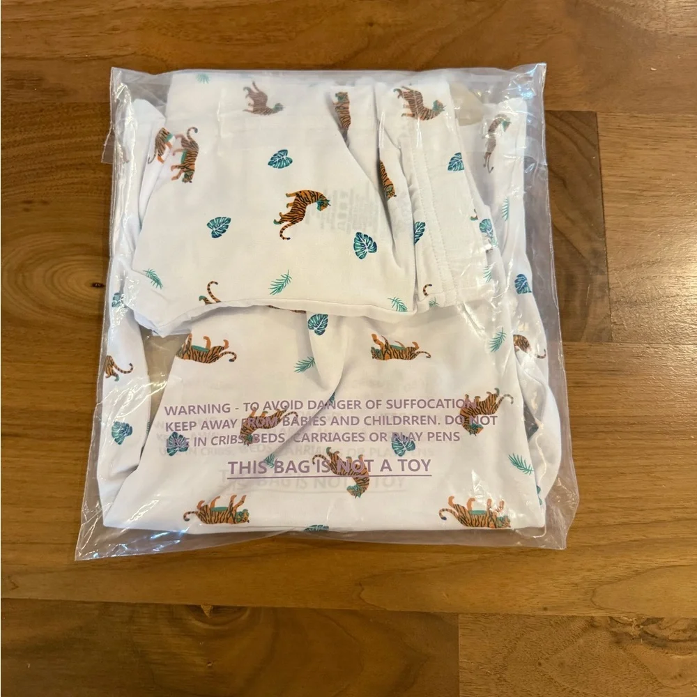 Bubble Baby 3t bengal long sleeve bamboo pajama set NIB - Picture 3 of 4